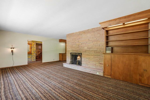 S23W23085 E Broadway, Waukesha, WI 53186