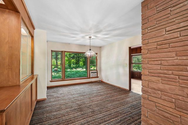 S23W23085 E Broadway, Waukesha, WI 53186