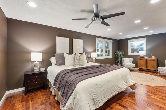 2545 Cavell Avenue N, Golden Valley, MN 55427