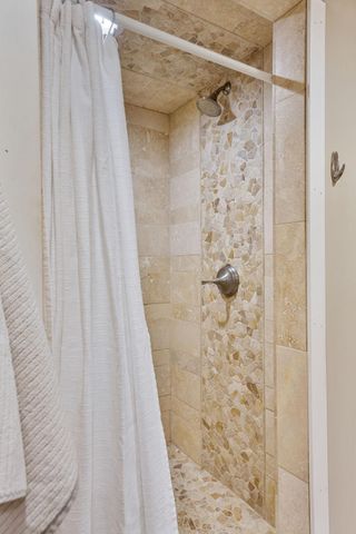 2545 Cavell Avenue N, Golden Valley, MN 55427