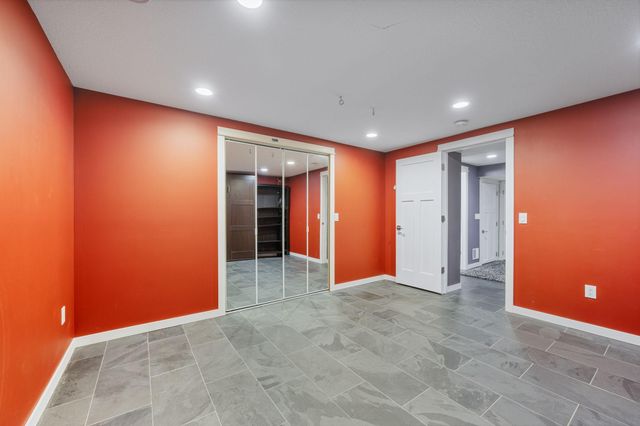 2545 Cavell Avenue N, Golden Valley, MN 55427