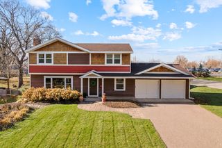 2545 Cavell Avenue N, Golden Valley, MN 55427