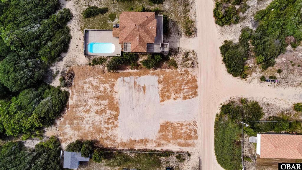 Image 7 of property listing at 2322 Sandfiddler Road Lot 2, Corolla, NC 27927