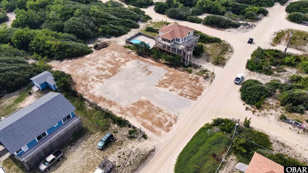Image 8 of property listing at 2322 Sandfiddler Road Lot 2, Corolla, NC 27927