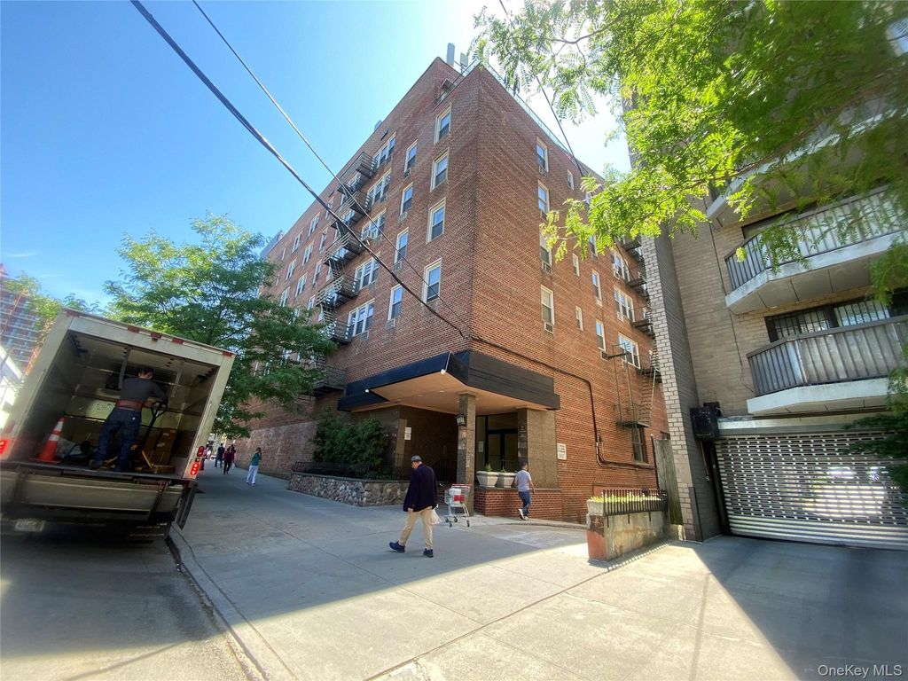 134-54 Maple Avenue 5K, Flushing, NY 11355