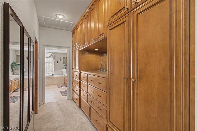 8131 Castle Pines Avenue, Las Vegas, NV 89113