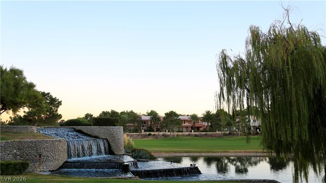 8131 Castle Pines Avenue, Las Vegas, NV 89113