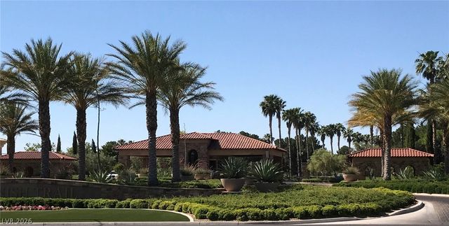 8131 Castle Pines Avenue, Las Vegas, NV 89113