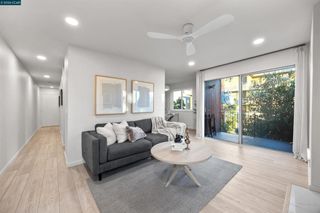 3751 3751 Harrison Street 301, Oakland, CA 94611