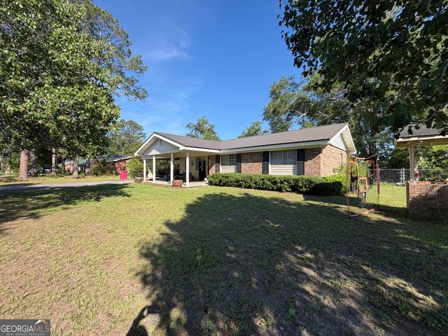 462 W Tollison Street, Baxley, GA 31513