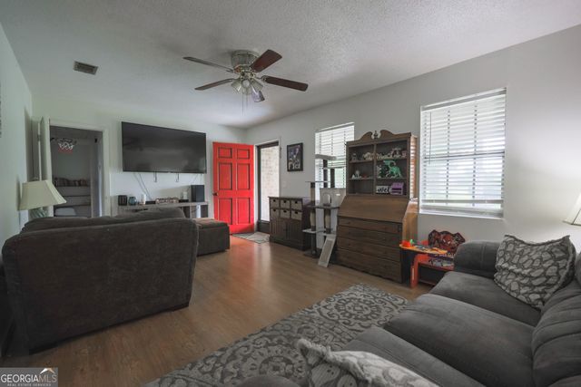 462 W Tollison Street, Baxley, GA 31513