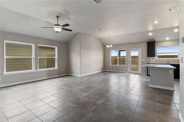 1269 Thames Chase Dr, Corpus Christi, TX 78415