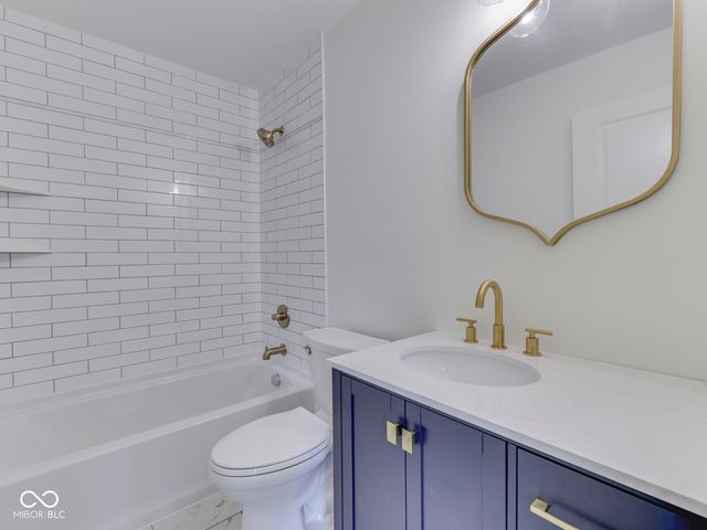 11506 Rolling Springs Drive, Carmel, IN 46033