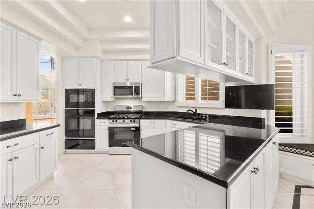 409 Indigo Springs Street, Henderson, NV 89014