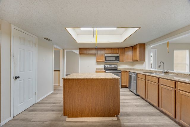 1601 Wendy Way, Richardson, TX 75081