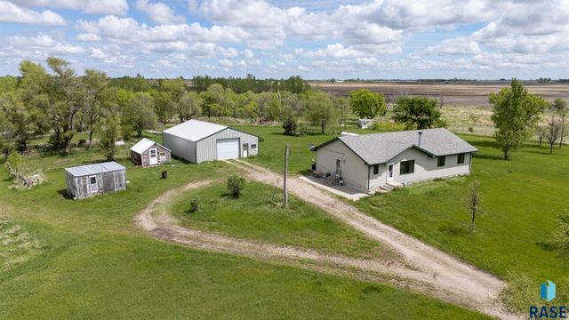 39240 210th St Street, Huron, SD 57350