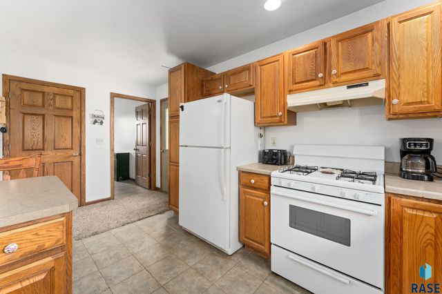39240 210th St Street, Huron, SD 57350