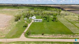 39240 210th St Street, Huron, SD 57350