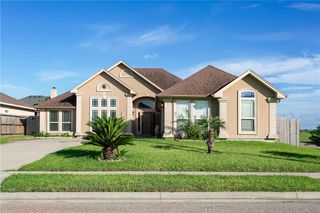 3926 Elvis Dr, Corpus Christi, TX 78414