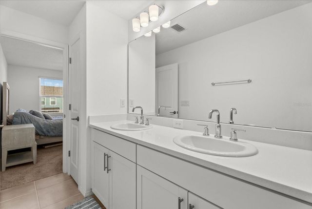 8780 DAYBREAK STREET, Sarasota, FL 34241