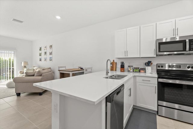 8780 DAYBREAK STREET, Sarasota, FL 34241