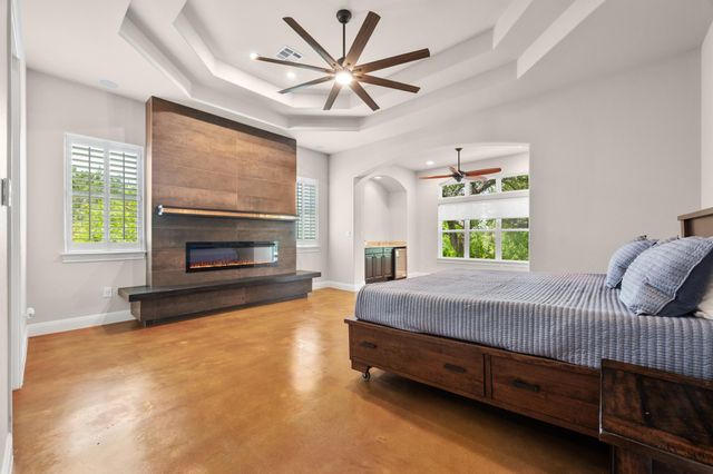 1012 Quail Ridge DR, Dripping Springs, TX 78620