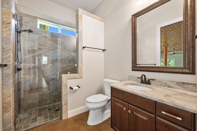 1012 Quail Ridge DR, Dripping Springs, TX 78620