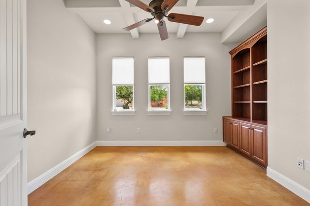 1012 Quail Ridge DR, Dripping Springs, TX 78620