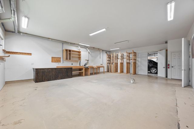1012 Quail Ridge DR, Dripping Springs, TX 78620