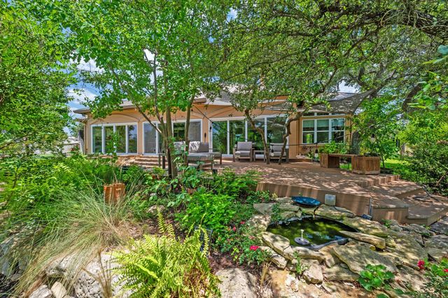 1012 Quail Ridge DR, Dripping Springs, TX 78620