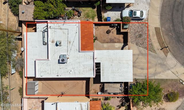 1812 S 30th Place, Tucson, AZ 85713