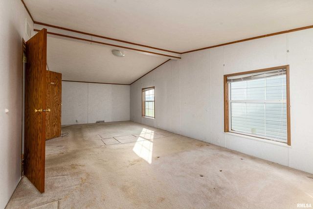 14809 Sulphur Springs Road, Creal Springs, IL 62922