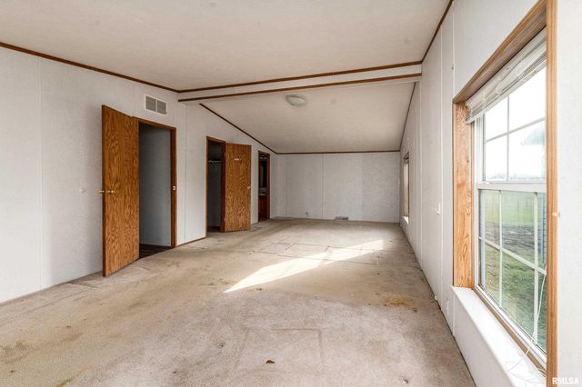 14809 Sulphur Springs Road, Creal Springs, IL 62922