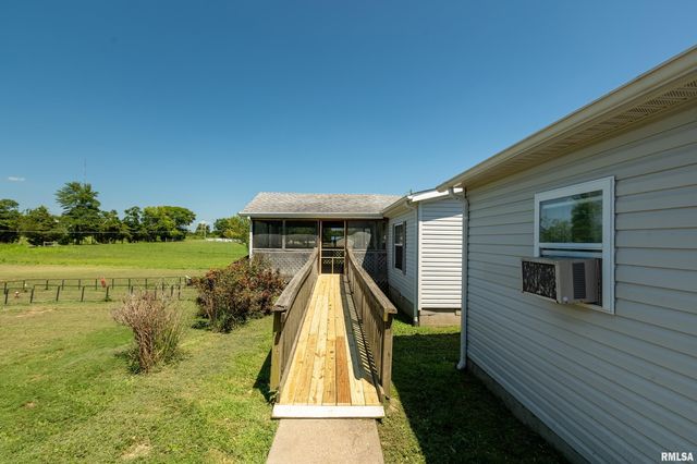 14809 Sulphur Springs Road, Creal Springs, IL 62922