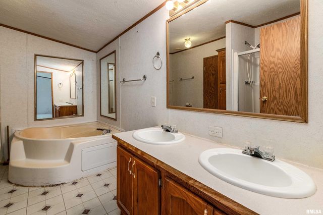 14809 Sulphur Springs Road, Creal Springs, IL 62922