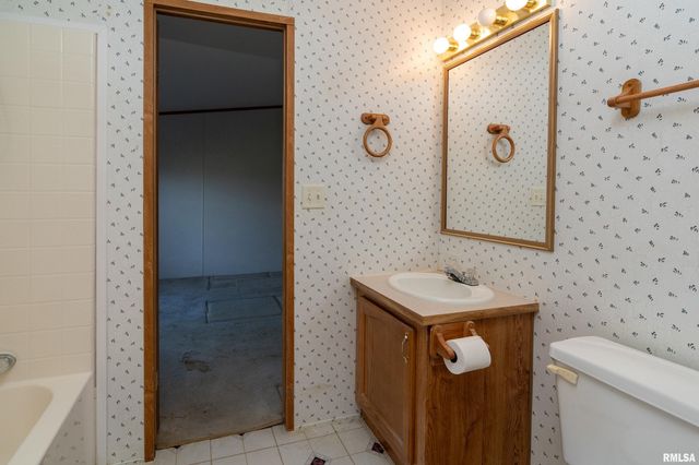 14809 Sulphur Springs Road, Creal Springs, IL 62922