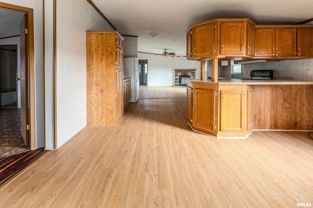 14809 Sulphur Springs Road, Creal Springs, IL 62922