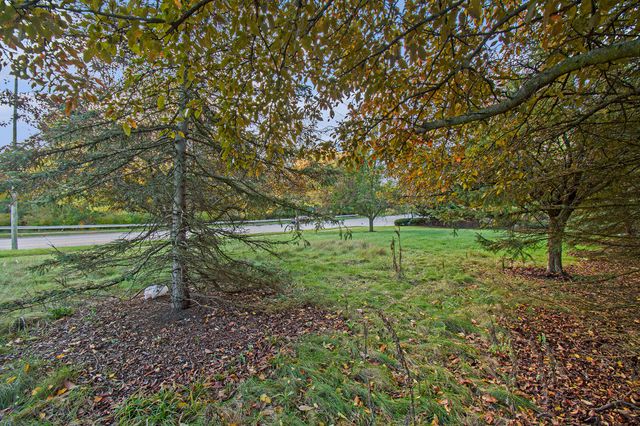 3953 Breton Road SE, Grand Rapids, MI 49512