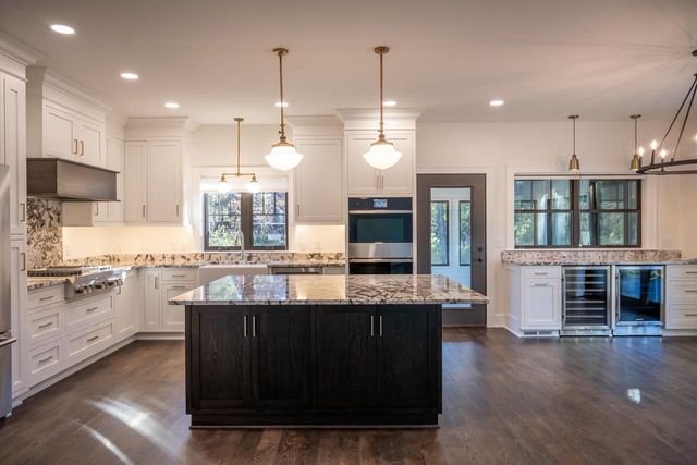 N7825 N Cherokee Circle, New Lisbon, WI 53950