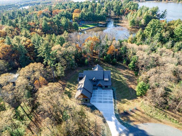 N7825 N Cherokee Circle, New Lisbon, WI 53950