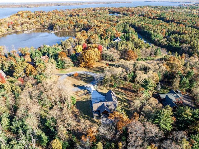 N7825 N Cherokee Circle, New Lisbon, WI 53950