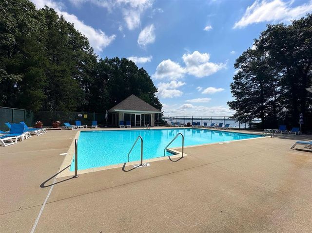 N7825 N Cherokee Circle, New Lisbon, WI 53950