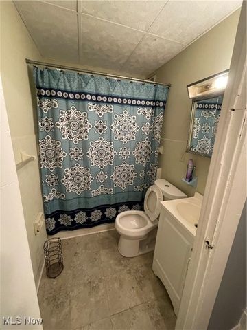 1168 N Lockwood Avenue, Cleveland, OH 44112