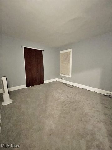 1168 N Lockwood Avenue, Cleveland, OH 44112