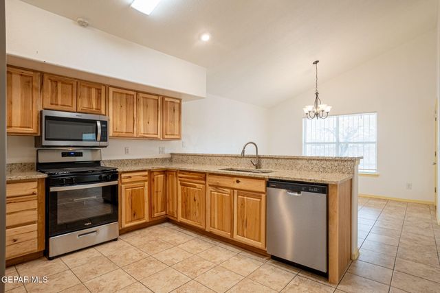 14228 DESERT SKY Drive, Horizon City, TX 79928