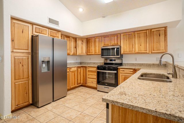 14228 DESERT SKY Drive, Horizon City, TX 79928