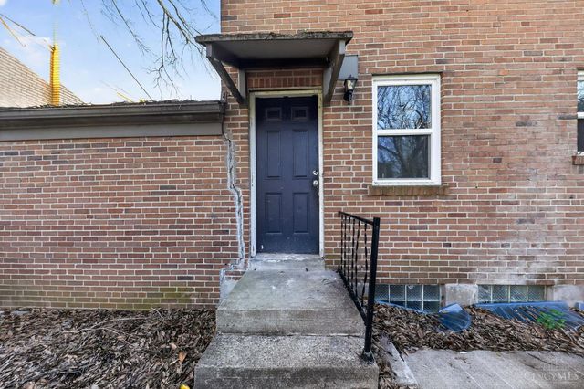 1608 Miramar Court, Cincinnati, OH 45237