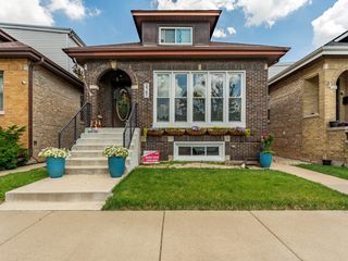 3747 N Oleander Avenue, Chicago, IL 60634