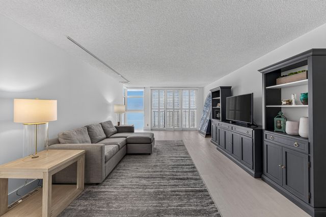 1370 S Ocean Boulevard 405, Pompano Beach, FL 33062