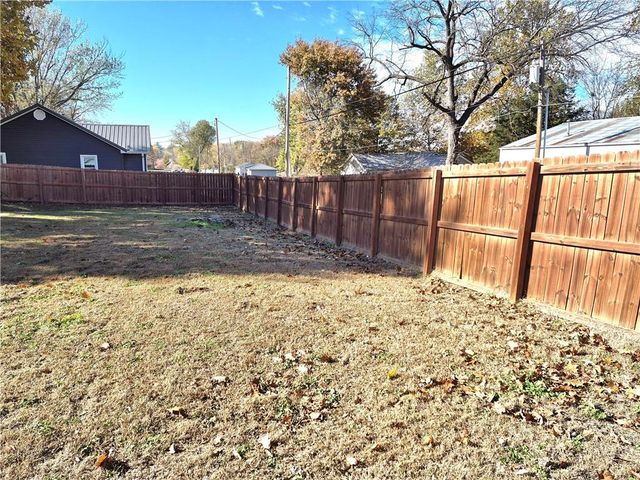 208 Ralph Street, Richmond, MO 64085